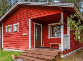 Holiday Home Heikkilä by Interhome, hotelli Kuusamossa