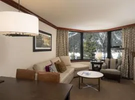 Ski-In/Ski-Out! 2BR Condo w/ Resort Pools, Spa