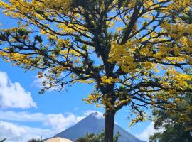 Pura Vista Glamping, alojamiento con cocina en El Castillo de La Fortuna