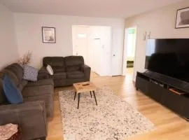 3 cozy bedrooms 2 bathrooms