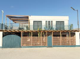 Comodo apartamento en un segundo piso en playa las piscinas, acomoda&ccedil;&atilde;o em Ciudad de Cha&ntilde;aral