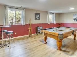 2 Mi to Main St, Sturgis! Spacious Group Getaway