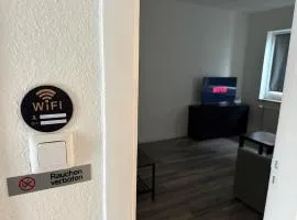 Lavins Apartments Küche Bad Balkon Wlan TV