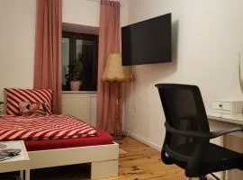 Gemütliches Gästezimmer in der Saarbrücker Innenstadt