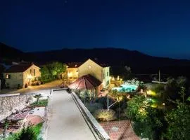 Luxury villa with a swimming pool Bajici, Zagora - 11328