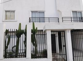 MINI Dpto muy bien ubicado, hotel in Coquimbo