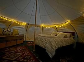 PampaRosa Glamping 2, tapak glamping di Balmaceda