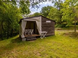 Tente Toile & Bois - 2 Chambres, Terrasse - API-1-52-789