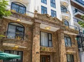 VP Hotel Luxury