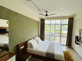 Dreamwagon hotel lakkidi