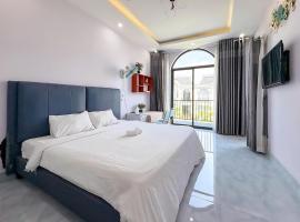 Homestay Lavila Tân An, hotel v destinácii Bình Xuân