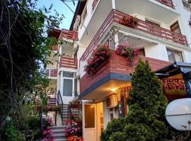 Guesthouse Oasis, Hotel in Kiten