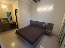 Hotel rosewood plaza - Mahabaleshwar , Couple & Family Stay Rooms with Free Wi-Fi