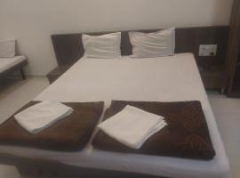 Hotel Jawahar Palace โรงแรมในBhusāwal