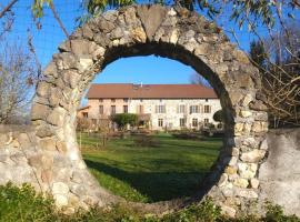 La Ferme Bugiste - Maison de caractère, hotel v destinaci Belley