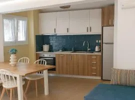 Colorful House Tsoutsouras