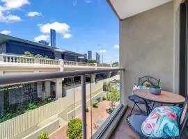 Riverside Executive Apartment