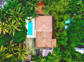 Abbi Holidays - Entire Private Villa with Swimming Pool - jaffna town, khách sạn ở Jaffna