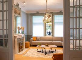 Kolonel Kamiel - 28p - Luxe Woning - Veurne – hotel w mieście Veurne