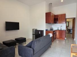 Apartamentos de Metiaut โรงแรมในดิลี