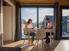 Pixel - Tiny Campus, Hotel in Târgu Secuiesc