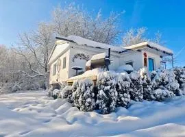 Cozy little Dreamcatcher jacuzzi incl