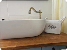 יחידת סוקי – hotel w mieście Zichron Ja’akow