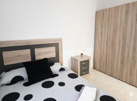 Room in shared apartment โรงแรมในซาลท์