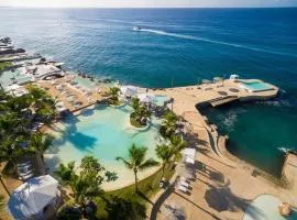 Luxury Penthouse with roof top & infinitive pool ocean view in Tracadero Beach Club