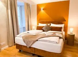 90 qm Altstadt Loft - 2 separate Schlafzimmer - 2 Arbeitsplätze - Hotelbetten - Fitness Equipment