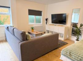 엔필드에 위치한 호텔 Enfield Guest House