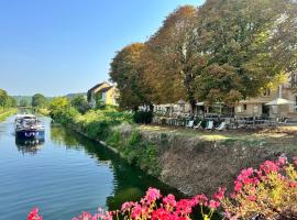Auberge du Canal, hotel en Chassignelles
