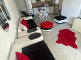 Bright Red, hotel in Kelibia