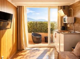 Apartament CORBATERA CIM apartaments – hotel w mieście Cornudella