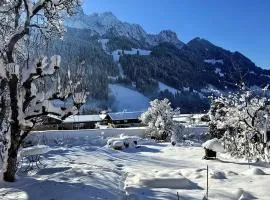 Nouveau à Rougemont - Gstaad Appartement dans Chalet 1830