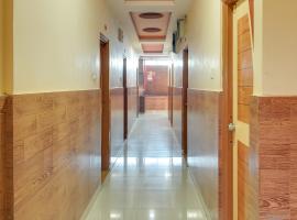 Hotel O 68179 Hotel New Abhijeet, hotel Chikalthān városában