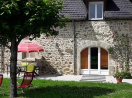 Gite Le Rosier, hôtel à Saint-Mamet-la-Salvetat
