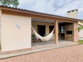 Namorada da Lagoa - Casa na Pinvest, hotel v mestu Tapes