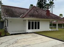 Villa puncak 3 room