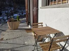 La Casa di Natan Ski In and Out Alpine Retreat