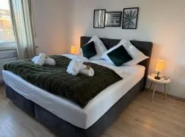 Apart63-Modern-3Room I Smart TV I Free Parking I Free WiFi