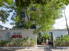 Bin Bin Hotel 11 Near Island Diamond