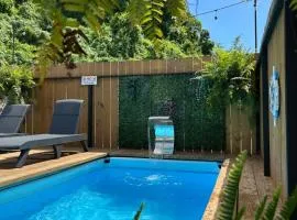 Villa Morivivi Couples with pool