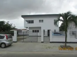 Fully Furnished Apartment Uitvlugt