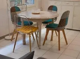 Ground floor apartment in center