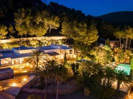 Villa Can Nikita Ibiza Unique Authenticity A soulful Ibizan retreat where nature and luxury embrace, hotel a Ibiza Città