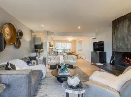 Renovated Riverfront 3 BR Walk to Gondola