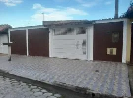 Beach house with pool in Balneário de Gaivotas