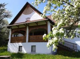 Kakasvári Vendégház