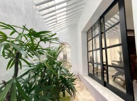 The Colombo House, viešbutis mieste Bataramula